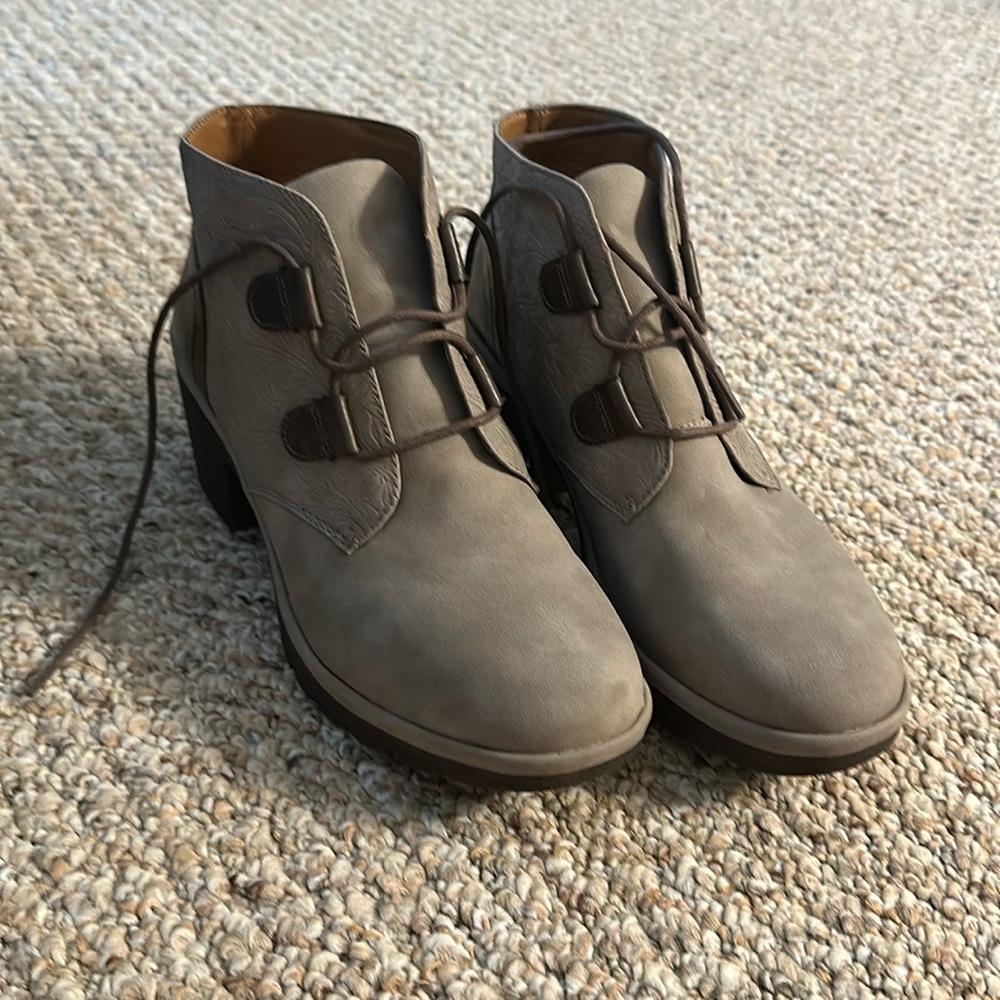 Euro soft new chukka boots